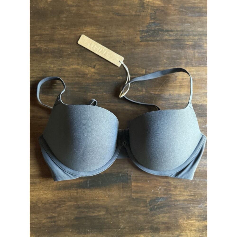 SKIMS Fits Everybody Push Up Demi Bra NWT 32D ONYX